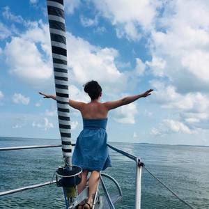 Meet your Posher, Angela